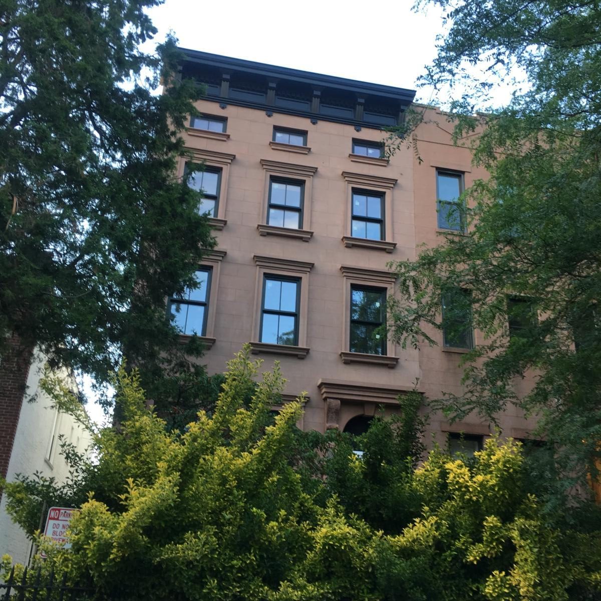 Brownstone restoration by Express Construction